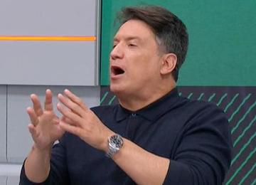 Luiz Carlos Júnior, do grupo Globo, fez críticas à numeração da nova camisa do Atlético, que adota a cor vermelha: "Você continua sem ver nada!"