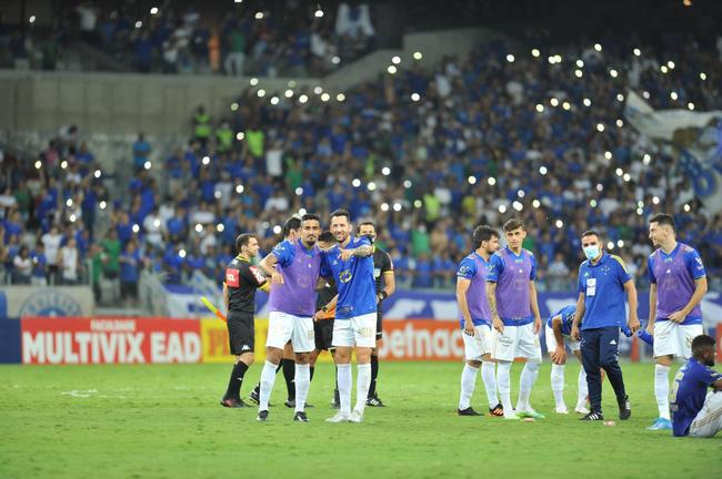 Ex-Cruzeiro, Ariel Cabral é anunciado por clube uruguaio