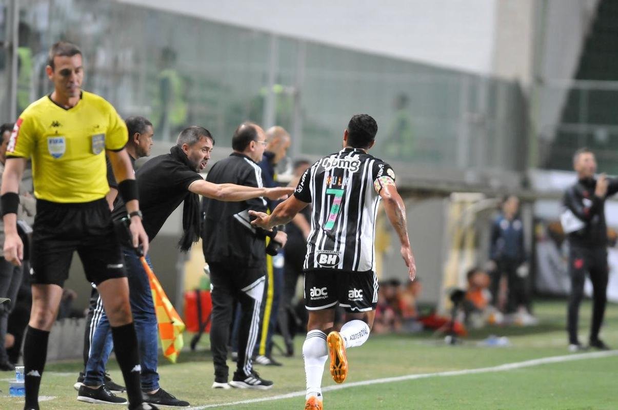 Fotos do jogo entre Atltico e Athletico-PR