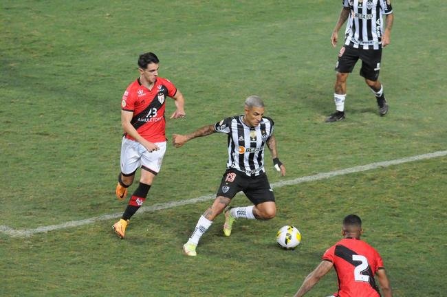 Fotos da vitria do Atltico por 2 a 0 sobre Atltico-GO pelo Campeonato Brasileiro