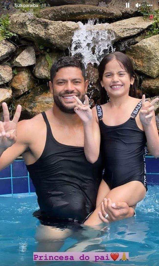 Hulk foi para Tiradentes com a famlia 