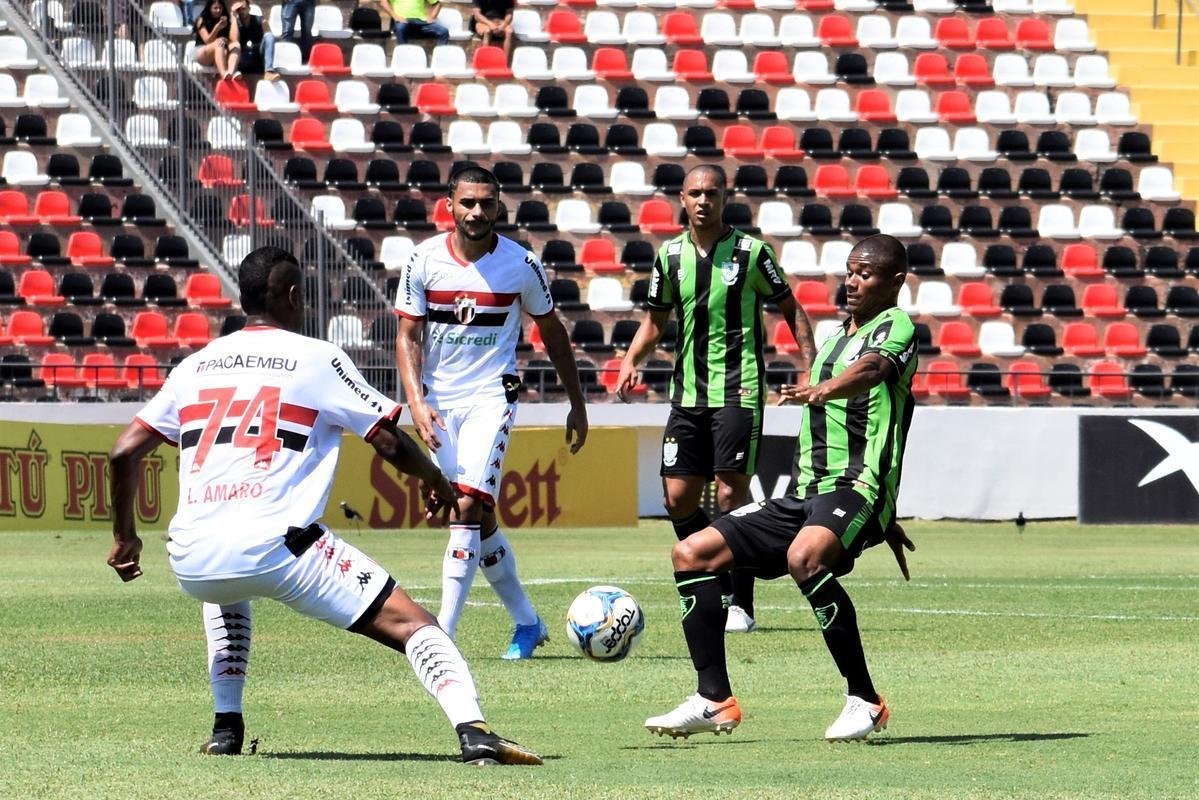 Fotos do empate por 0 a 0 entre Botafogo-SP e Amrica, em Ribeiro Preto, pela Srie B do Brasileiro