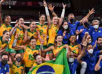 Depois de perder Tandara por doping e passar pela Coreia do Sul na semifinal, seleção brasileira feminina de vôlei quer mais um ouro diante das americanas