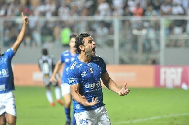 Fred marca de pnalti, empata clssico e d ttulo mineiro ao Cruzeiro no Independncia