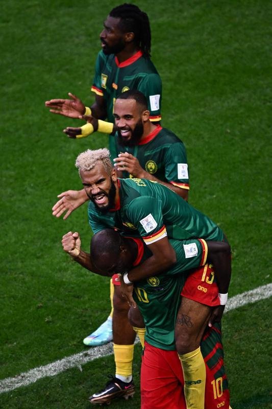 Camares e Srvia empatam por 3 a 3 em grande jogo pelo Grupo G da Copa do Mundo