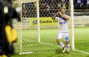 Fotos de Democrata 0x2 Cruzeiro, pela sexta rodada do Campeonato Mineiro