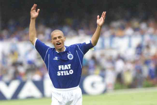 Alex comandou histrica Trplice Coroa do Cruzeiro em 2003