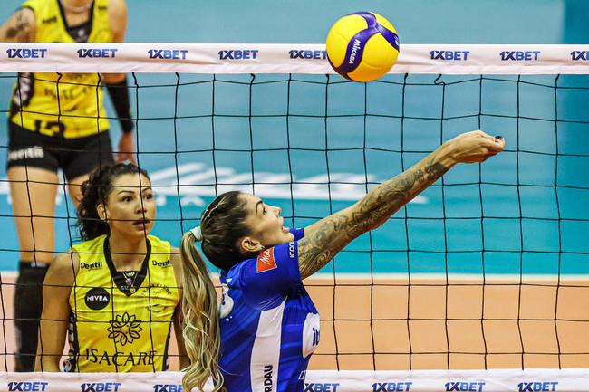 Minas venceu a segunda partida da deciso, por 3 sets a 1, nesta sexta-feira, na Arena Nilson Nelson, em Braslia, e fechou a srie melhor de trs com dois triunfos. As parciais foram de 26/24, 18/25, 25/15 e 25/17. 