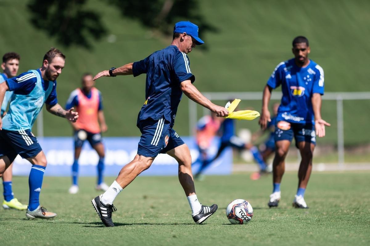 Fotos do treino do Cruzeiro desta terça-feira, na Toca da Raposa II