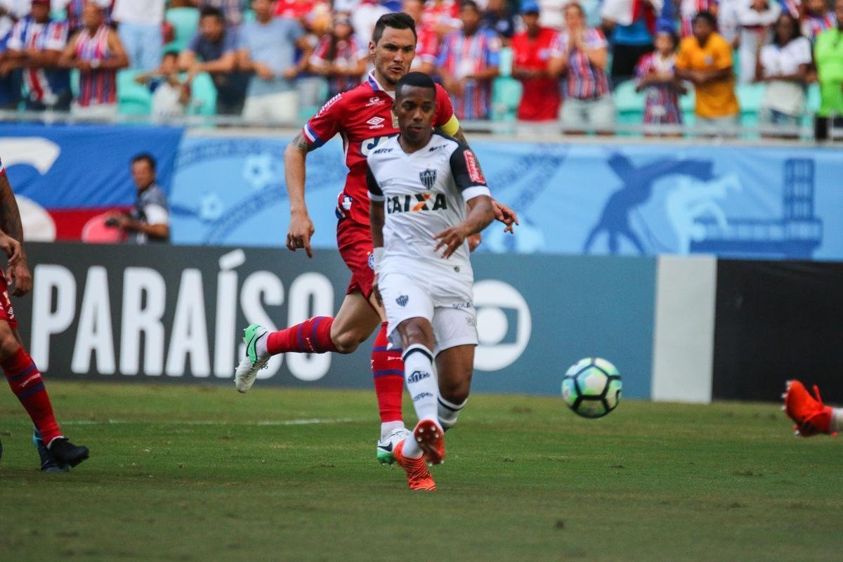 Bahia e Atltico travaram bom duelo que terminou empatado por 2 a 2 na Arena Fonte Nova