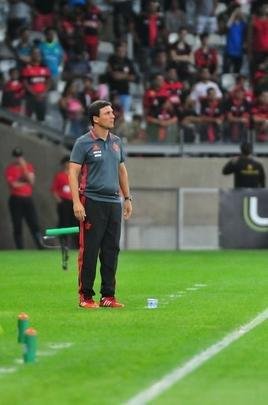 Amrica e Flamengo se enfrentam, no Mineiro, pela 35 rodada do Campeonato Brasileiro