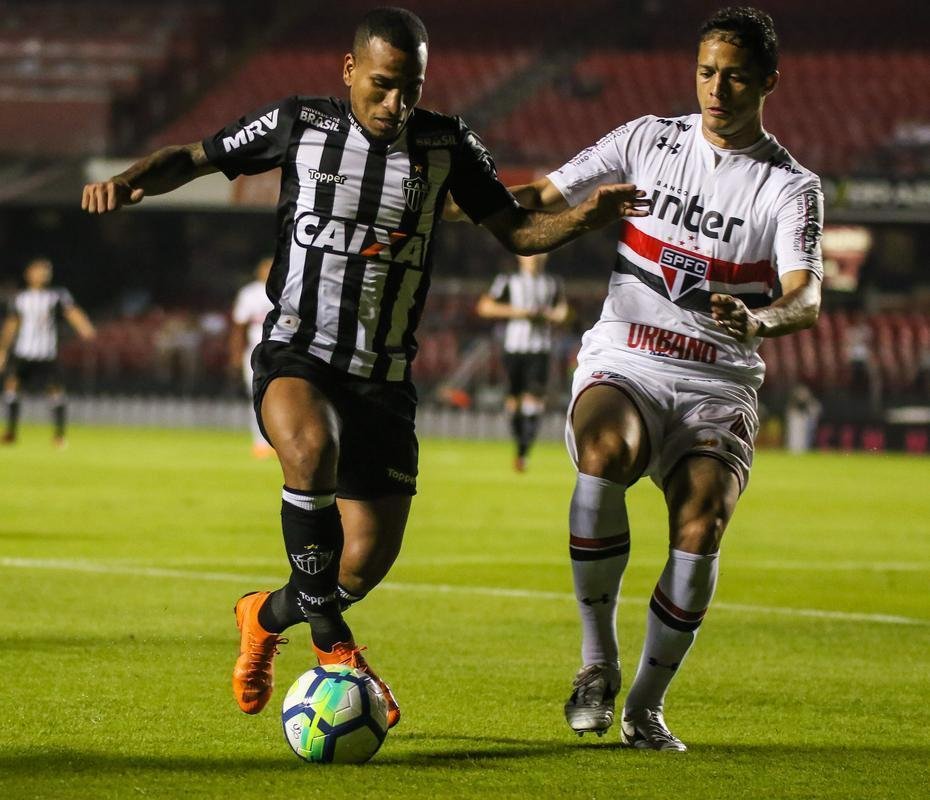 Atlético saiu atrás, conseguiu virada com Róger Guedes e Ricardo Oliveira, mas cedeu empate no Morumbi
