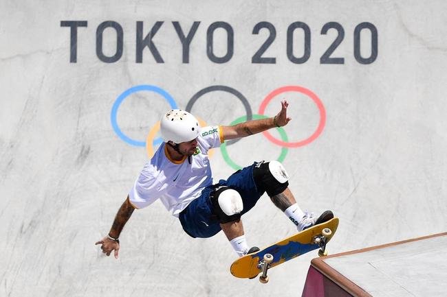Pedro Barros conquistou a medalha de prata no skate park