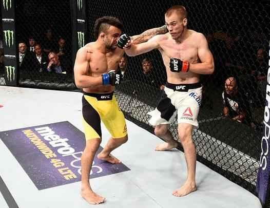 Na luta principal do UFC Fight Night 91, em Sioux Falls, John Lineker tem atuação arrasadora e vence Michael McDonald por nocaute, no primeiro round