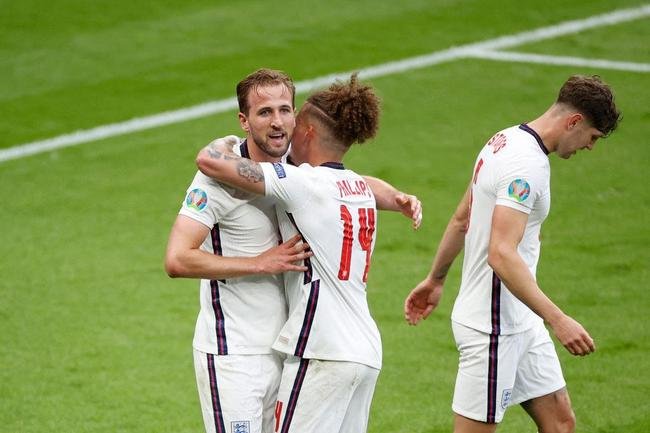 Fotos do gol de Harry Kane, da Inglaterra, sobre a Alemanha, em Wembley. Ingleses venceram por 2 a 0 e avan�aram �s quartas de final da Eurocopa