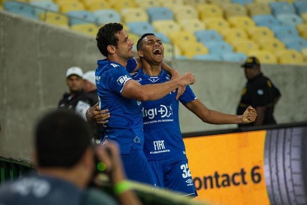 No segundo tempo, Pedro Rocha aproveitou chance em contra-ataque e marcou o gol do Cruzeiro