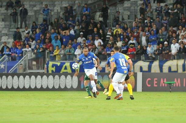 Cruzeiro e Palmeiras mediram foras, no Mineiro, pela oitava rodada do Campeonato Brasileiro