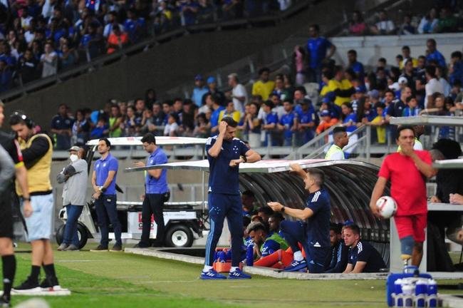 Cruzeiro 3 x 2 CSA: veja fotos do jogo da taa