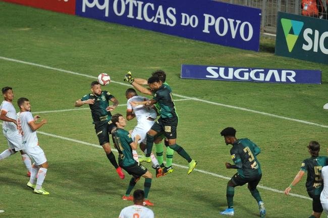 Fotos do jogo deste sbado entre Amrica e Coimbra, no Independncia, pelo Campeonato Mineiro