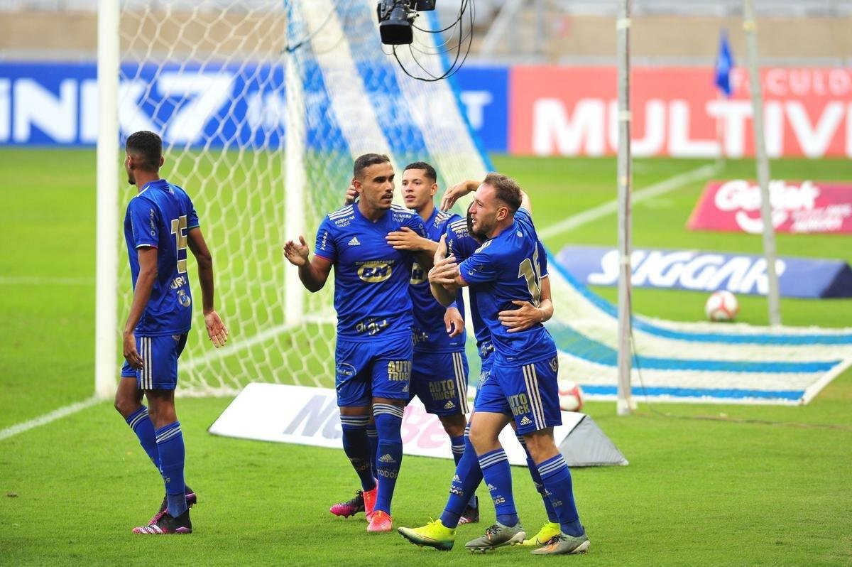 Cruzeiro x Patrocinense: veja fotos da partida pelo Mineiro