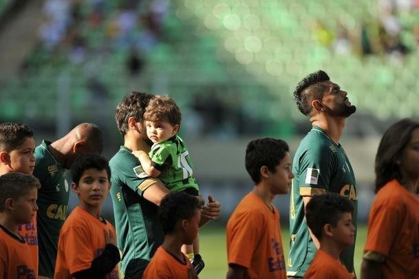 Veja fotos do jogo entre Amrica e Santos