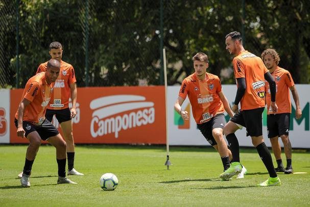Atlético encerra preparação para encarar o Cruzeiro