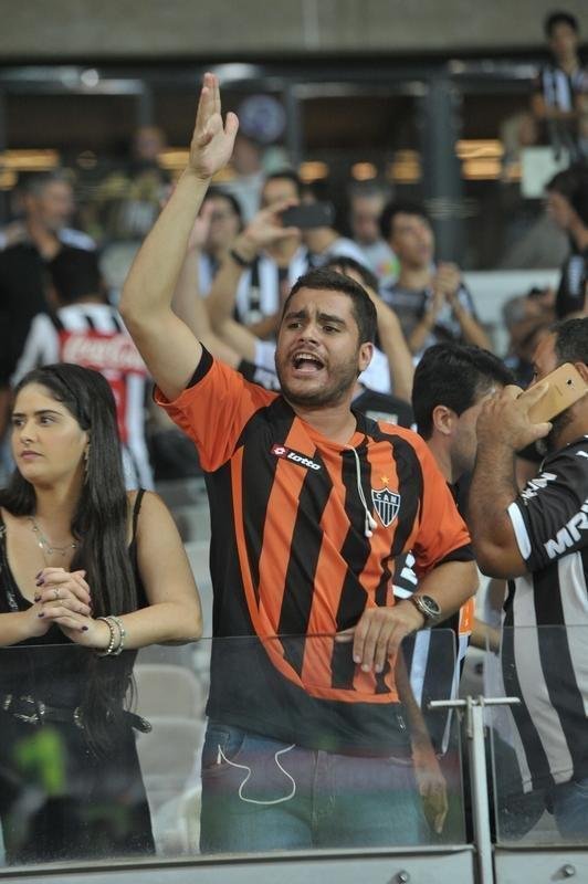 Fotos da torcida em Atltico x Zamora, no Mineiro