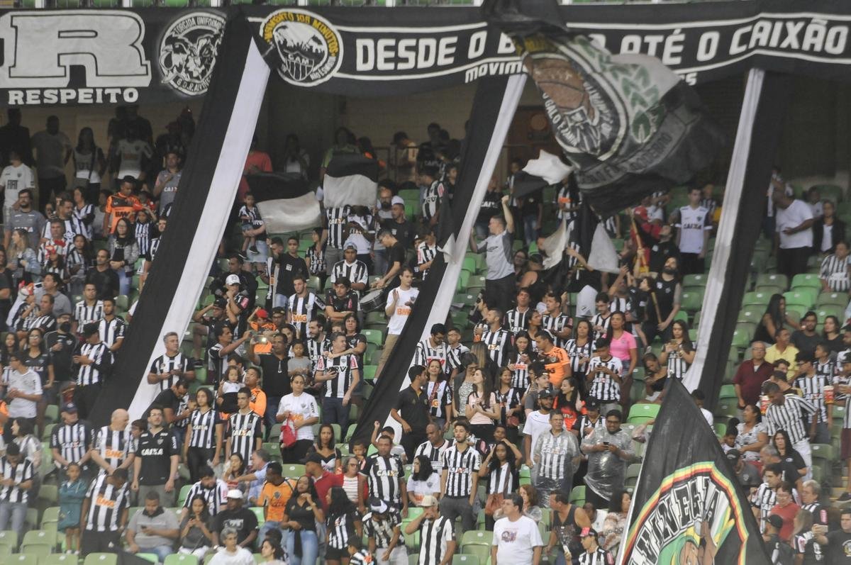 Em noite chuvosa no Independncia, reservas do Atltico batem o Tupi por 2 a 0