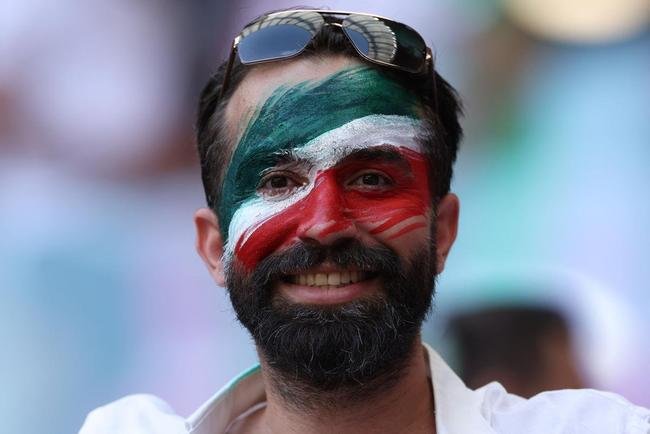 Torcedores de Pas de Gales e Ir no jogo pelo Grupo B da Copa do Mundo do Catar