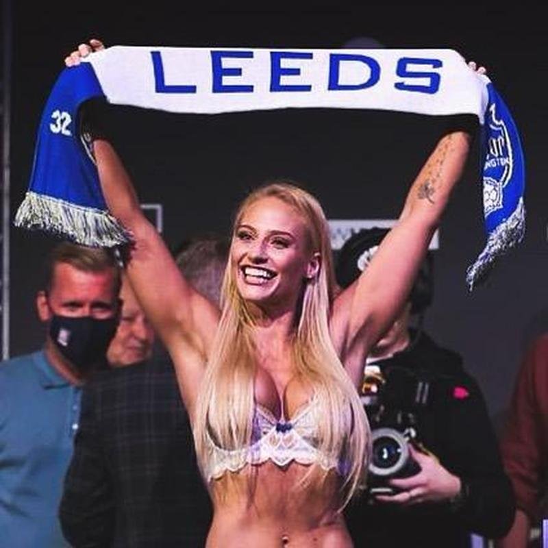 Fotos da boxeadora australiana Ebanie Bridges