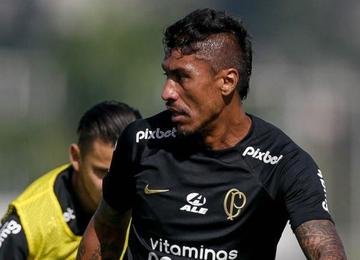 Fausto Vera não vai ao gramado no último treino antes das oitavas da Copa do Brasil