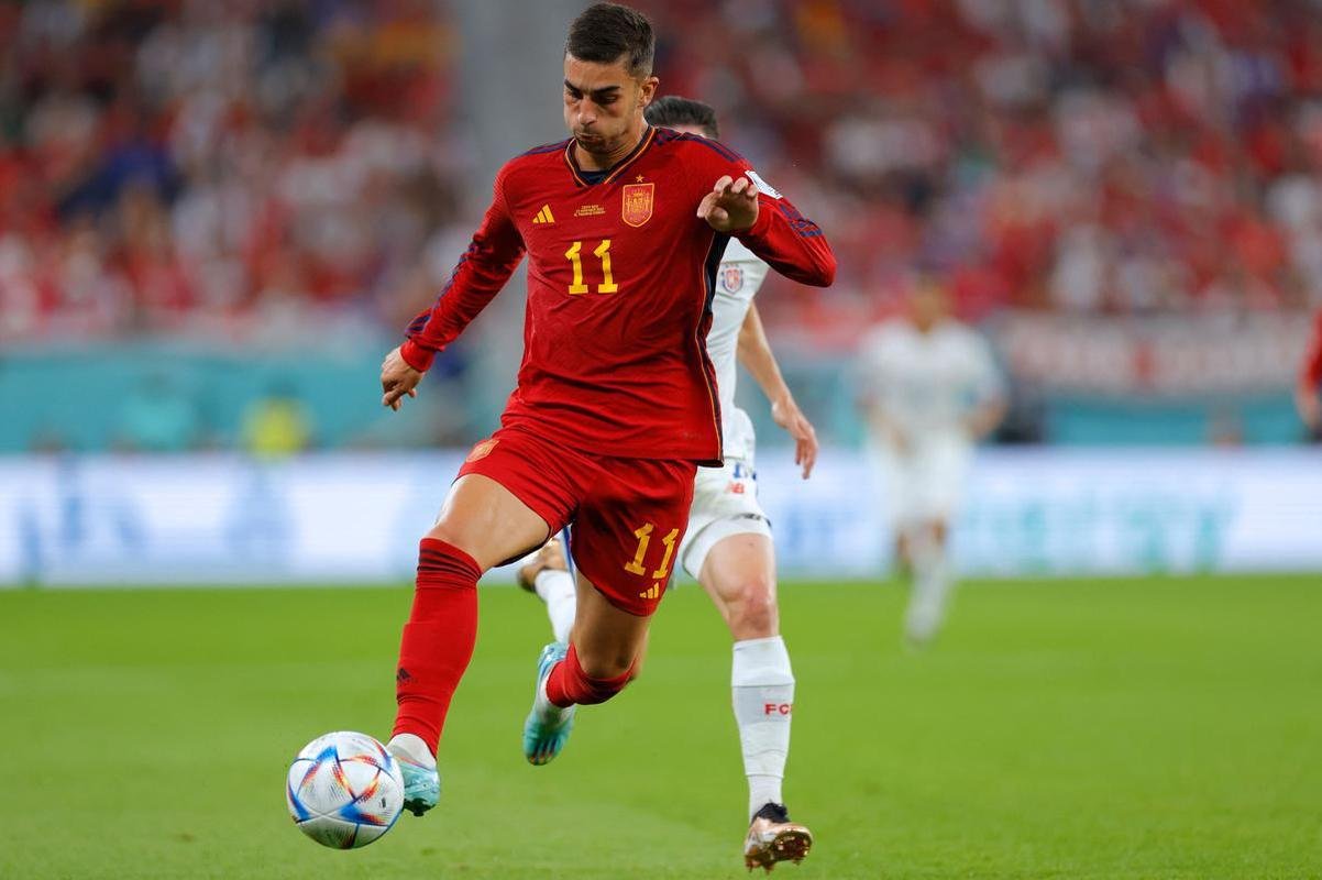 Fotos do jogo entre Espanha e Costa Rica pelo Grupo E da Copa do Mundo.