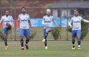 Lateral-direito Mayke (e) est emprestado pelo Cruzeiro ao Palmeiras at dezembro.