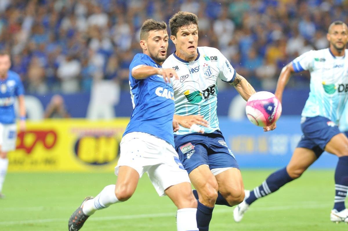 Fotos de Cruzeiro x URT, no Mineiro, pela 10 rodada do Campeonato Mineiro (Juarez Rodrigues/EM D.A Press)