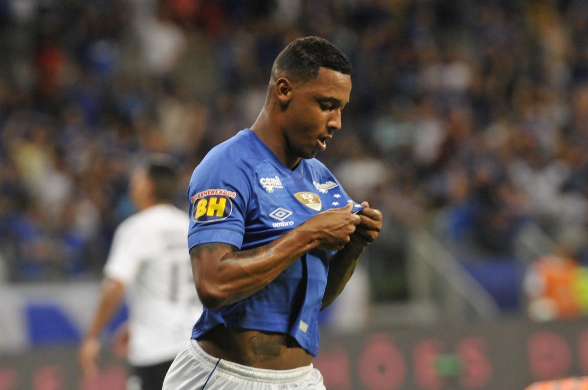 Fotos de Cruzeiro x Corinthians, no Mineiro, pela 34 rodada do Campeonato Brasileiro