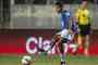 Adriano celebra permanência no Cruzeiro: 'Muito feliz em renovar'