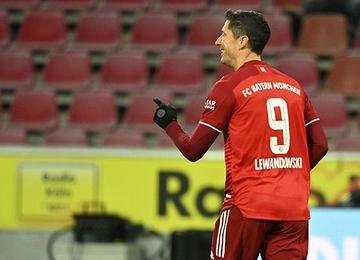 bávaros seguem na liderança, com 46 pontos, seis acima do segundo colocado Borussia Dortmund