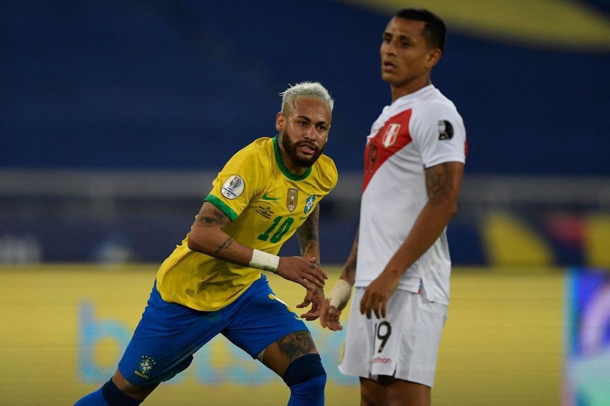 Brasil e Peru se enfrentaram pela segunda rodada do Grupo B da Copa Amrica