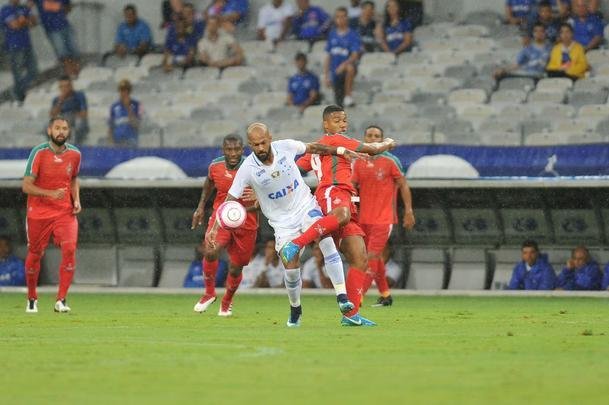 Cruzeiro vence Boa Esporte e segue invicto e lder do Campeonato Mineiro 