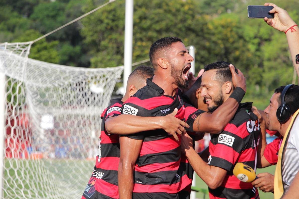 Fotos de Vitria x Cruzeiro