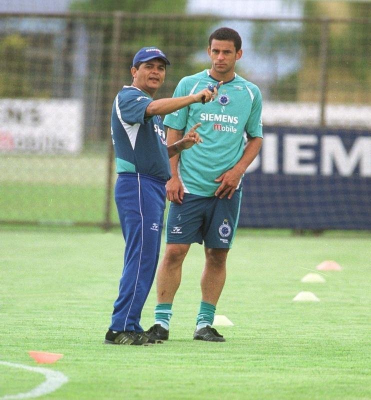 O dia a dia de Fred na Toca da Raposa II entre julho de 2004 e agosto de 2005