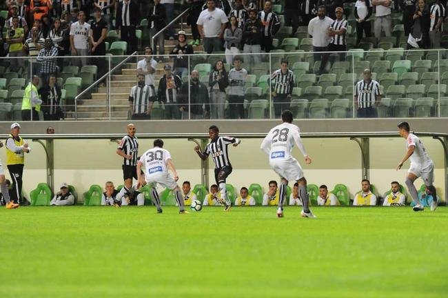 Atl�tico e Santos se enfrentaram, no Independ�ncia, pela 13� rodada do Campeonato Brasileiro