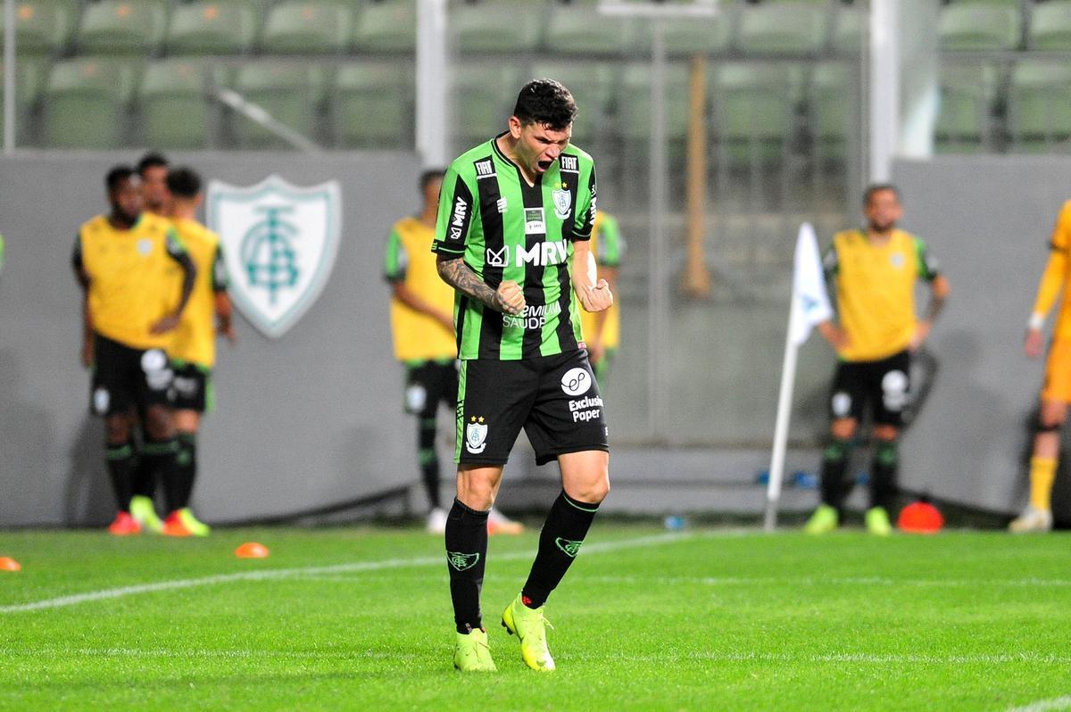 Amrica vence o Bragantino no Independncia e entra no G4 da Srie B