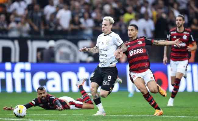 Corinthians e Flamengo disputaram apenas um mata-mata na Libertadores
