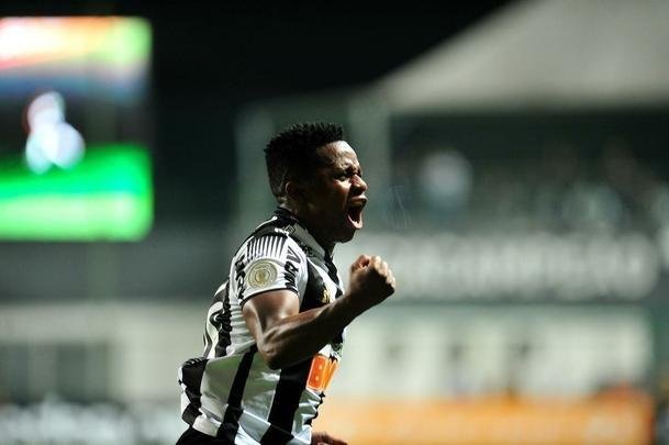 Atltico e CSA se enfrentaram no Independncia pela stima rodada do Campeonato Brasileiro