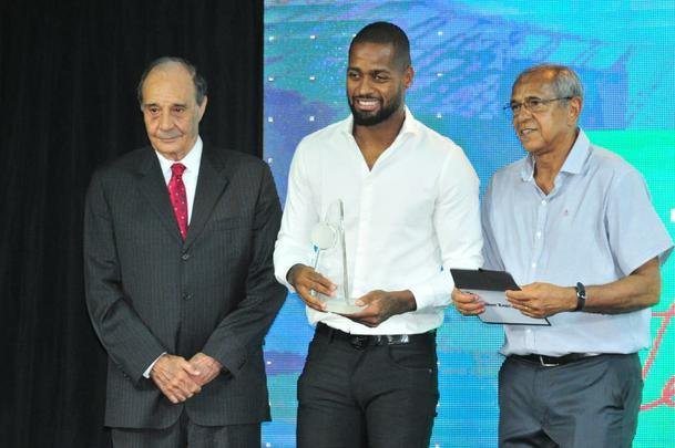 Fotos da 18 cerimnia de entrega do Trofu Tel Santana