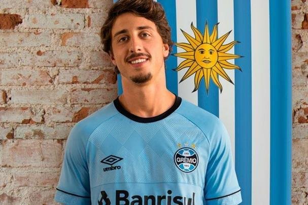 Camisa de nmero dois do Grmio  uma aluso ao Uruguai, dentro do Projeto Nations 