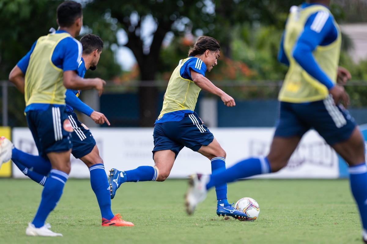 Imagens do primeiro treino do Cruzeiro antes do jogo contra o Cuiabá, pela Série B do Campeonato Brasileiro