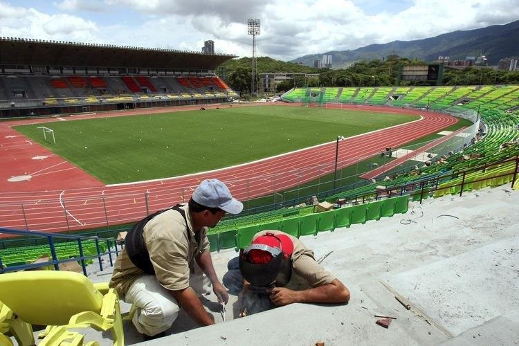 4º Estádio Olímpico (10 jogos) - Já no estádio Olímpico Universitário, de Caracas, na Venezuela, o desempenho do Cruzeiro se mantém elevado: 56,66% de aproveitamento. A Raposa venceu quatro jogos, perdeu um e empatou cinco.