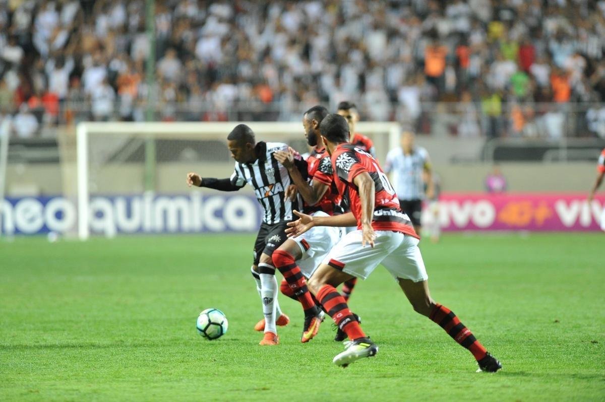 Galo recebeu o Atltico Goianiense, no Independncia, pela 33 rodada do Campeonato Brasileiro